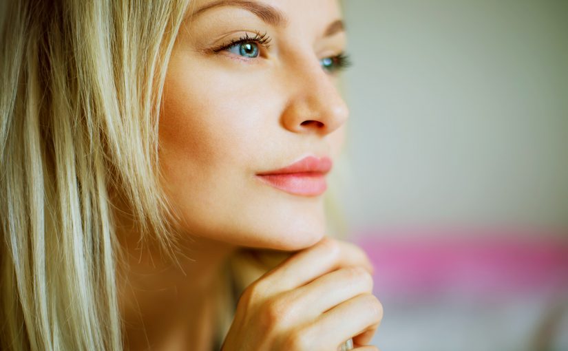 5 Ways Laser Treatments Reduce Acne Scarring