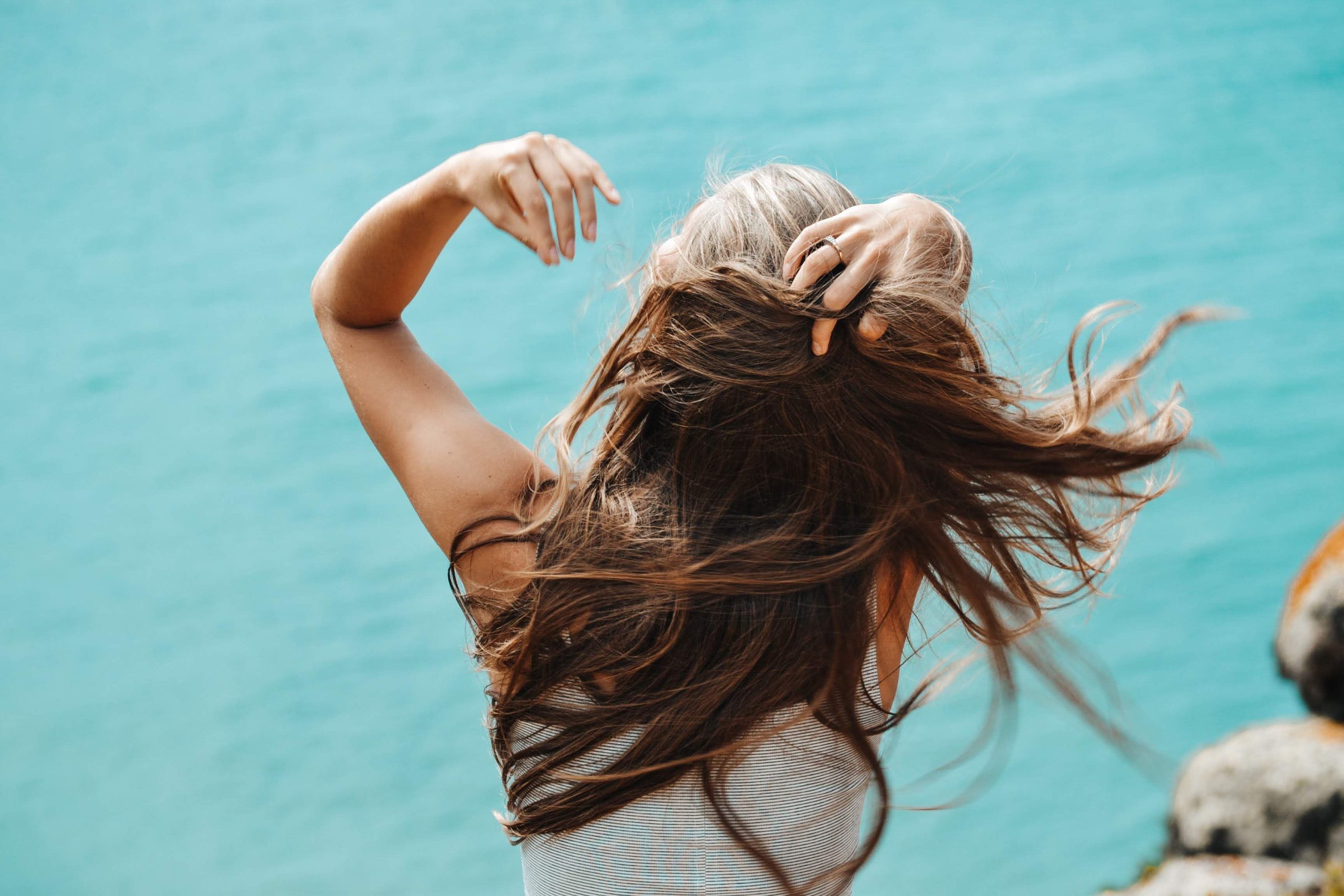 woman with healthy, long hair